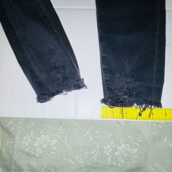AGOLDE Sophie Mid Rise Skinny Ankle Raw Jeans Black Shout A123B-1158 Size 29 - Picture 11 of 12